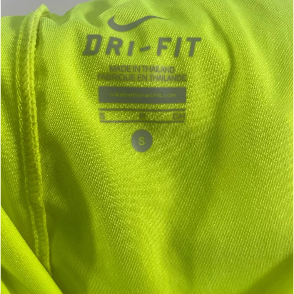 Women’s Nike Neon Green & Black, high waisted shorts, Small - Picture 3 of 7